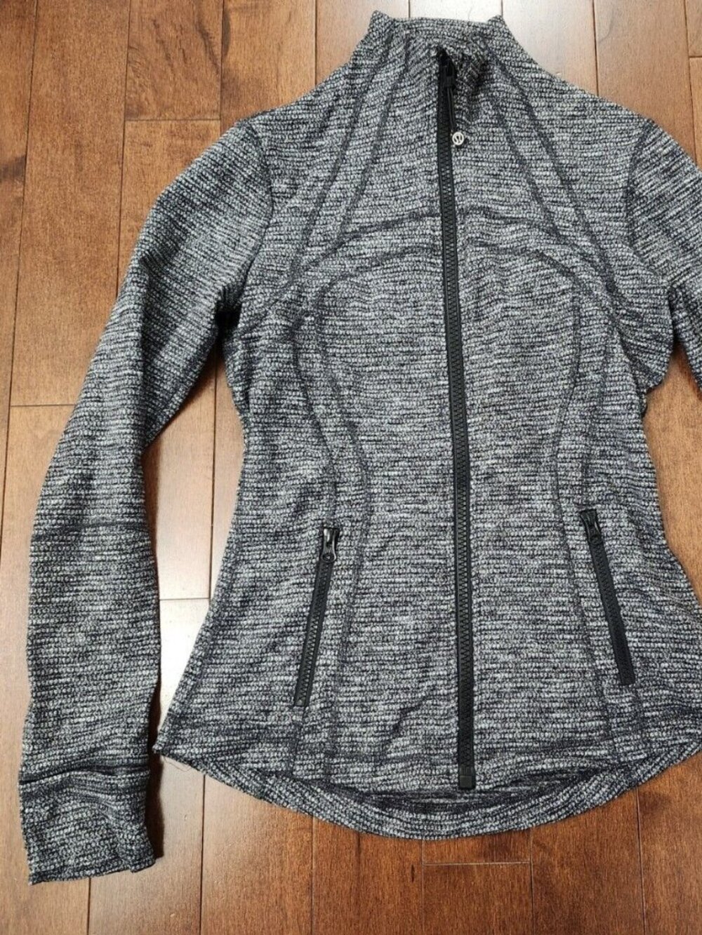 Lululemon women's define jacket in size 6